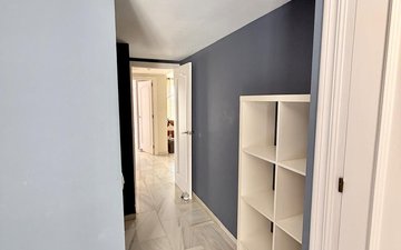 Property slide 22