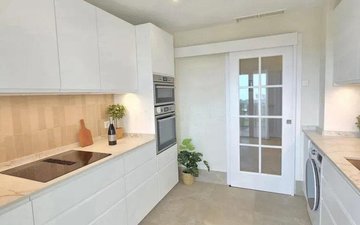 Property slide 10