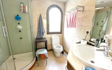 Property slide 14