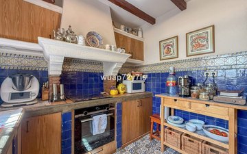 Property slide 20