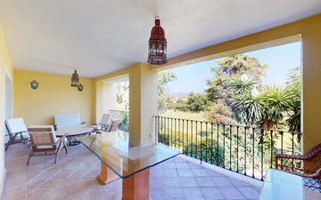 Property slide 17