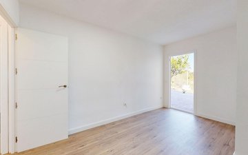 Property slide 21