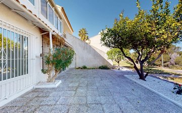 Property slide 30
