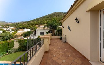 Property slide 29