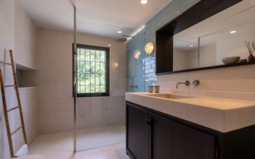 Property slide 20