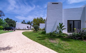 Property slide 51