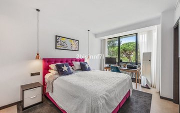 Property slide 14