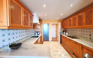 Property slide 27