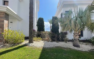 Property slide 44