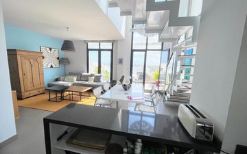Property slide 7