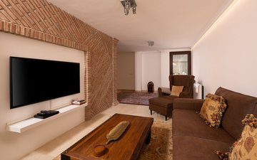 Property slide 22
