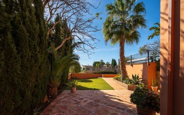 Property slide 39