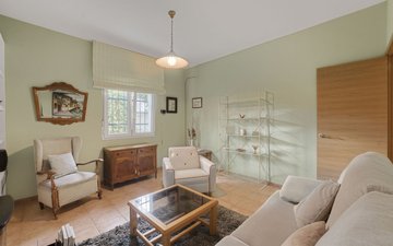 Property slide 21