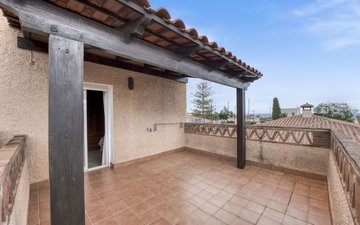 Property slide 35