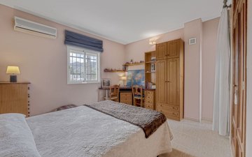 Property slide 39