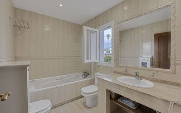 Property slide 43
