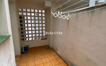 Property slide 32