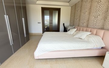 Property slide 17