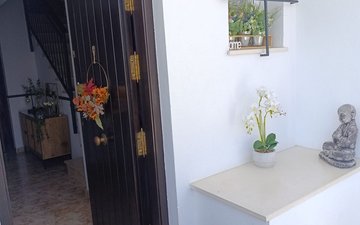Property slide 10