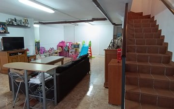 Property slide 30