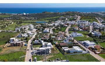 Property slide 14