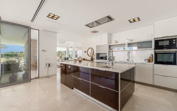 Property slide 32