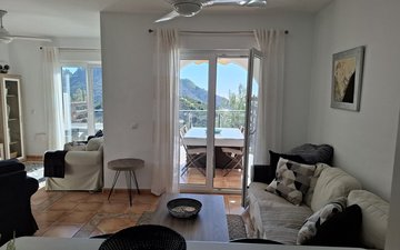 Property slide 46