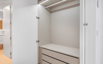 Property slide 17