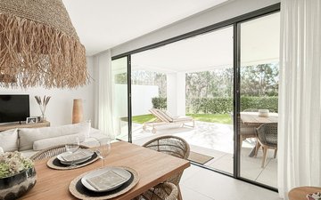 Property slide 10