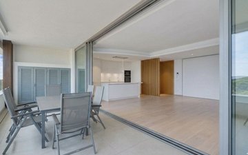 Property slide 20