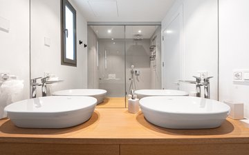 Property slide 19