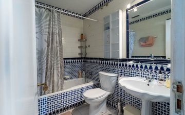 Property slide 17