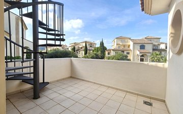Property slide 21