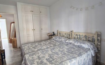 Property slide 22