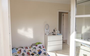 Property slide 25