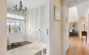 Property slide 18