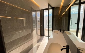 Property slide 18
