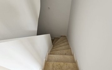 Property slide 22
