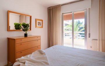 Property slide 14