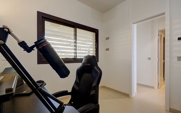 Property slide 15