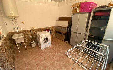 Property slide 21