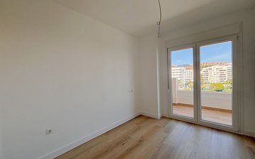 Property slide 22