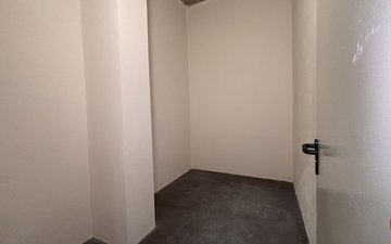 Property slide 33
