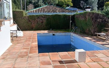 Property slide 24