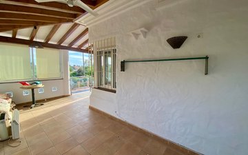 Property slide 33