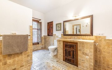 Property slide 8