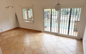 Property slide 7