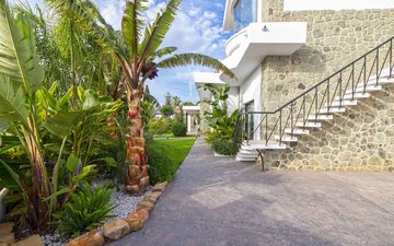 Property slide 33