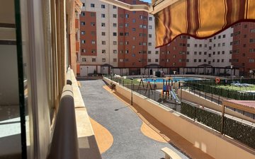 Property slide 16