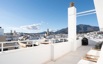 Property slide 14